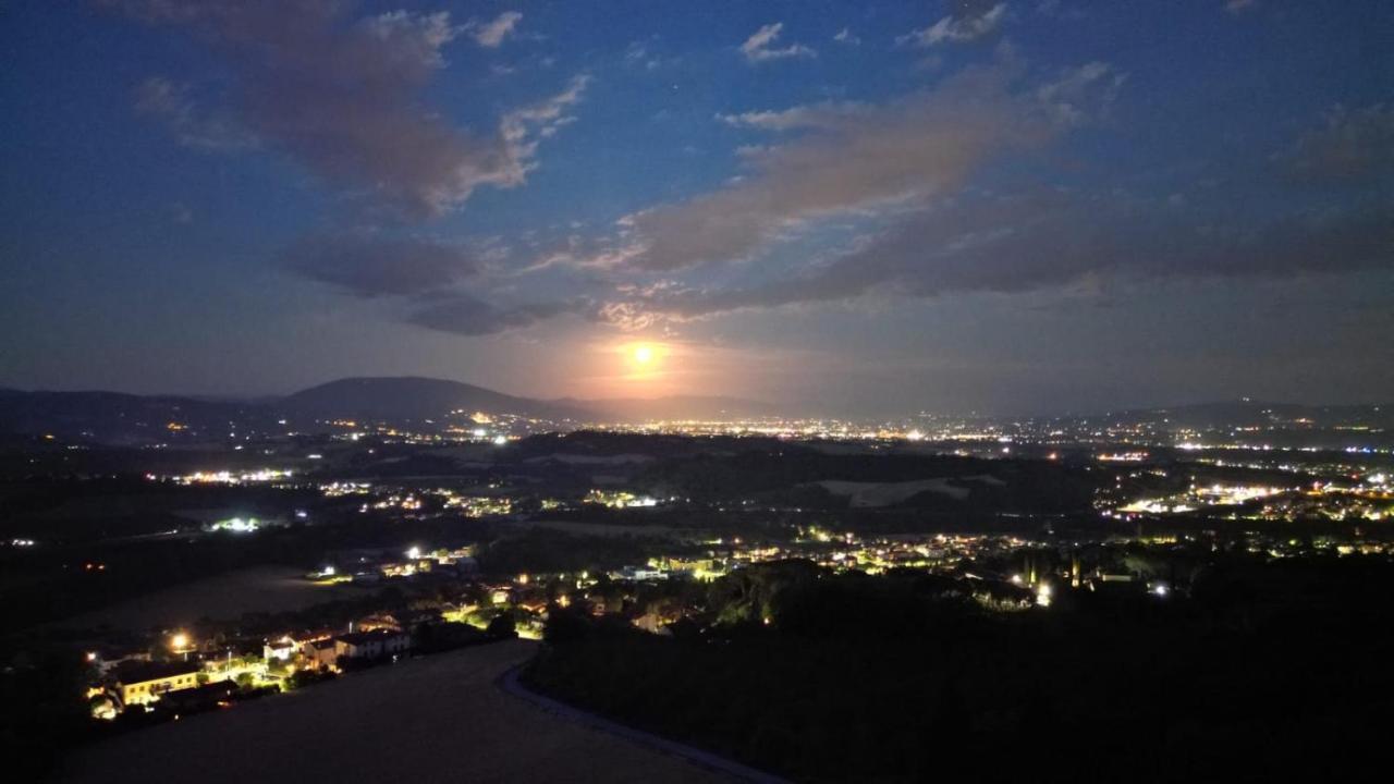 Casale Mille E Una Notte Перуджа Екстер'єр фото